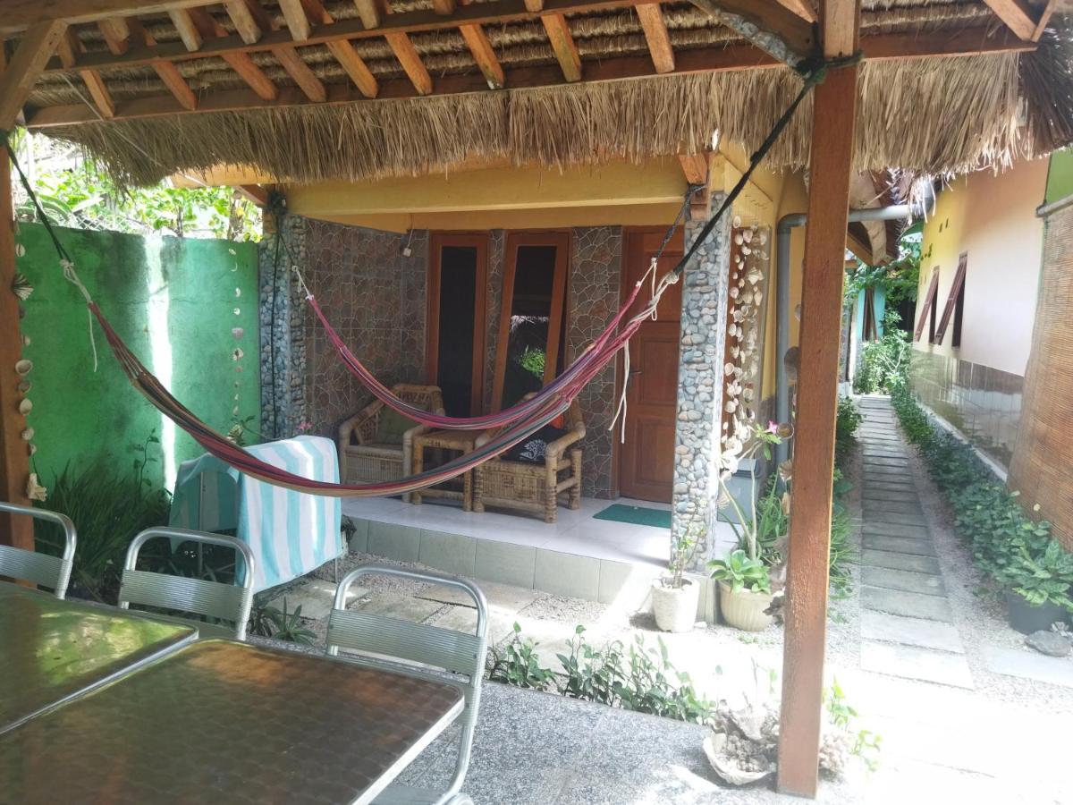 Pelangi Homestay Bungalow Gili Gede Sekotong Exterior photo